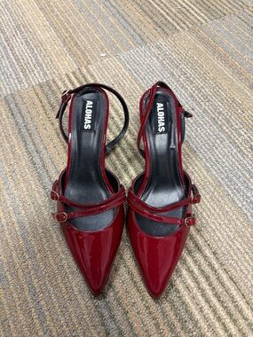 ALOHAS Joelle Burgundy Patent Leather Pumps